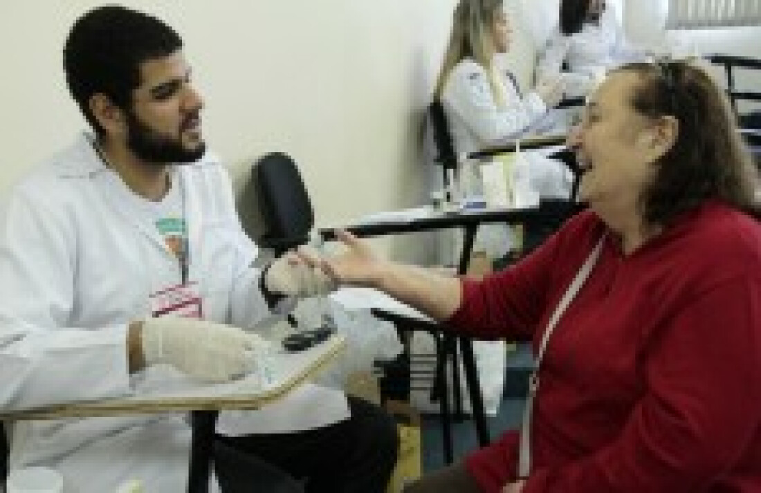 16ª edição da Feira de Saúde da UMC termina hoje no centro