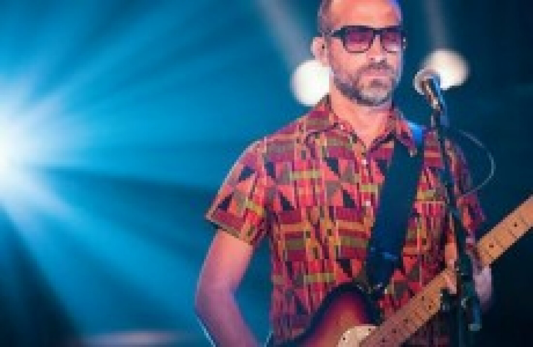 Lucas Santana canta Raul Seixas