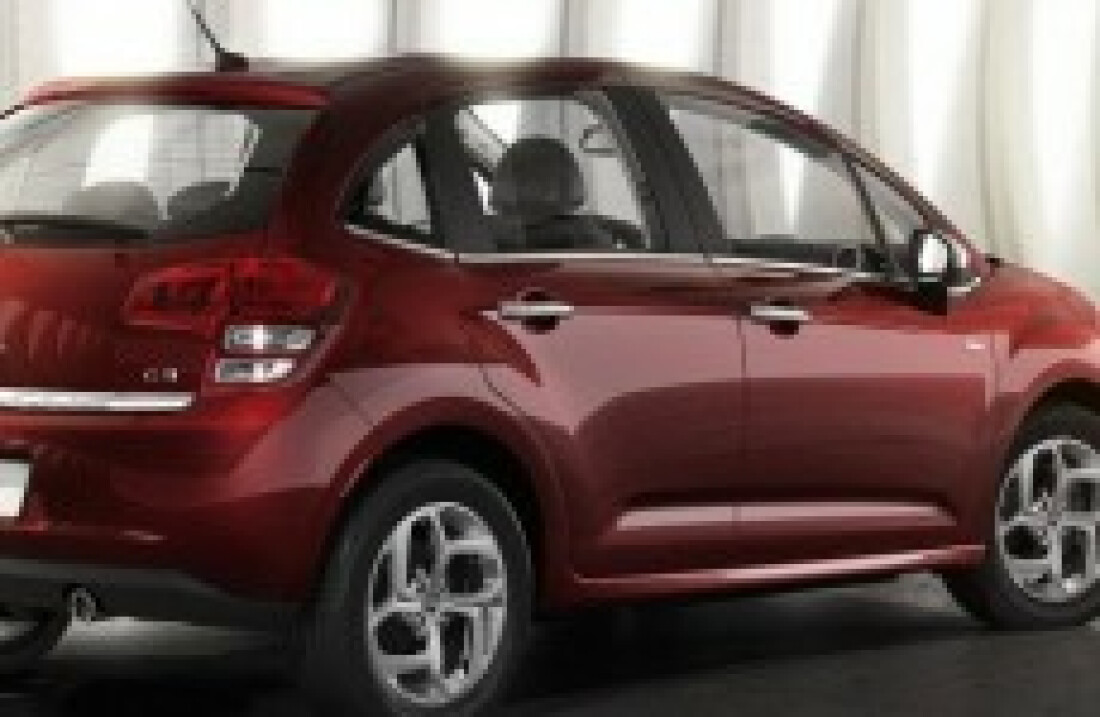 Citroën faz duelo de custo entre C3 PureTech e moto