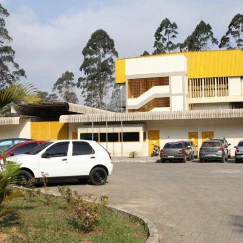 Unidades encerram revistas íntimas e retomam visitas