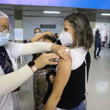 Vacinação da população de 36 e 35 anos se inicia amanhã