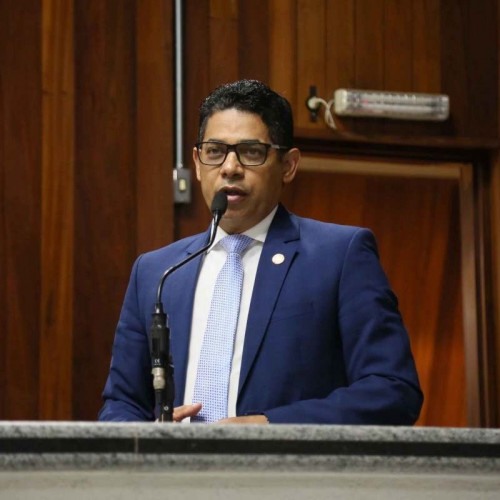 Câmara aprova criação da Frente Cristã de Defesa da Família