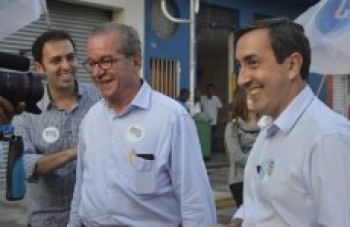 Senador José Aníbal declara apoio a Melo