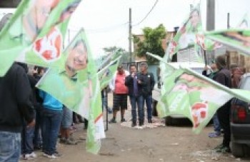 Lacerda substitui material de sua campanha após saída de jorginho: