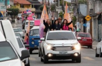 Carminha segue com campanha nos bairros