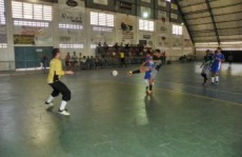 Copa kids estreia com 61 gols