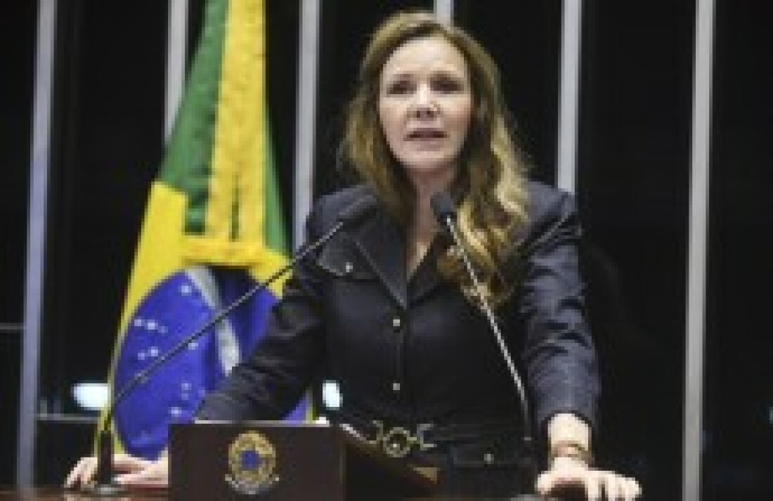 Senadores criticam uso político da PF