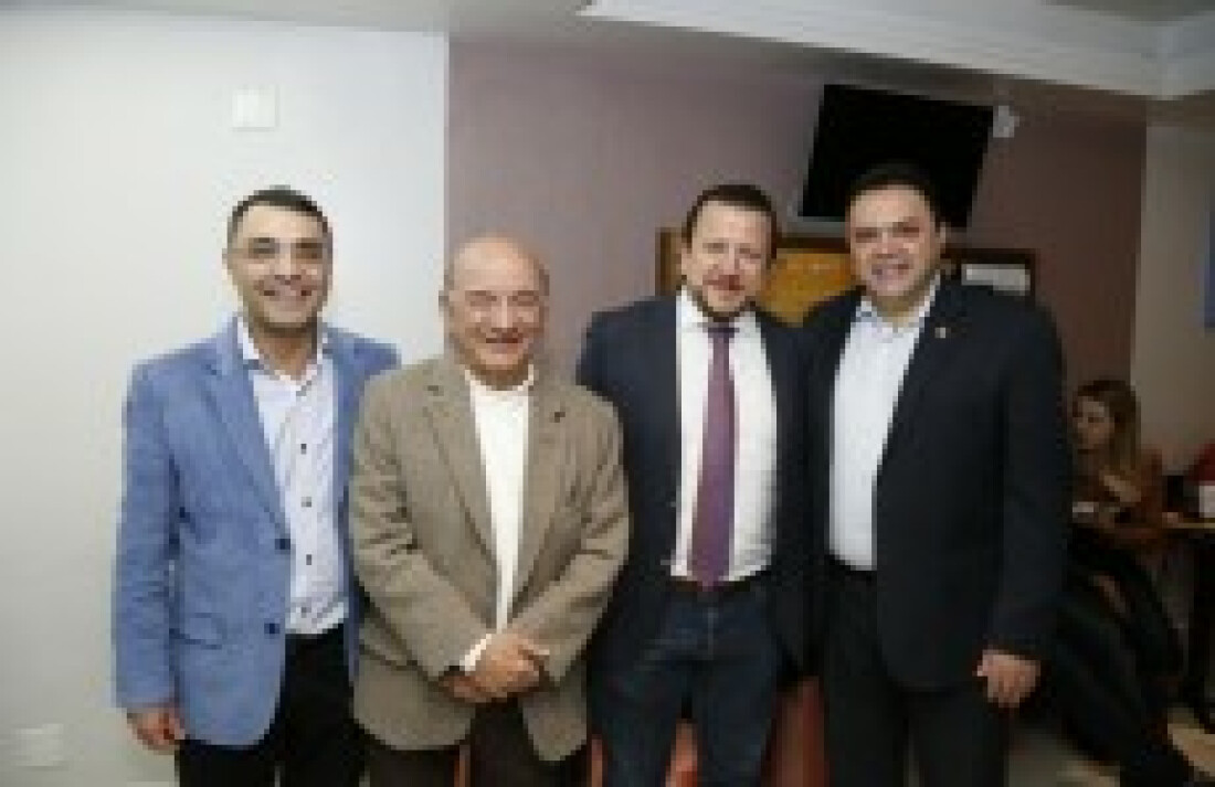 Dr. Esmail SafaDdine