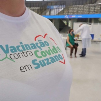 Moradores de 48 anos serão vacinados hoje em Suzano