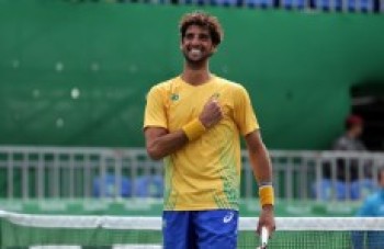 Bellucci estreia com vitória em Shenzhen