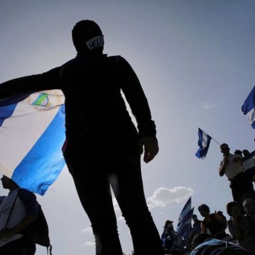 Nicarágua prende jornalista e esposa de ex-presidente