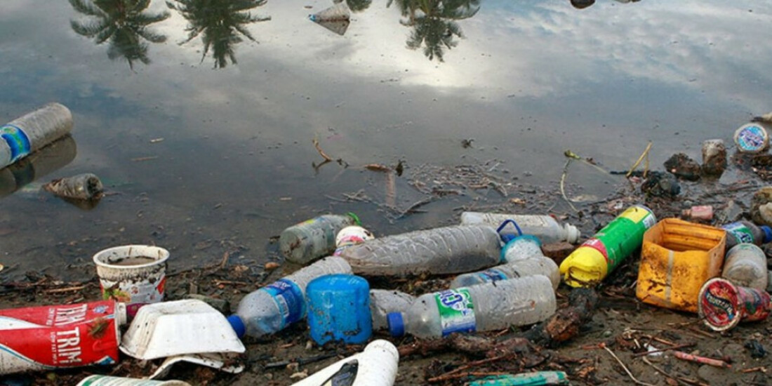 Brasil gerou 64 quilos de resíduos plásticos por pessoa em 2022