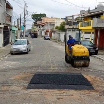 Operação Tapa-Buraco segue em várias regiões