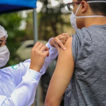 Poá realiza hoje o Dia D para gripe e coronavírus