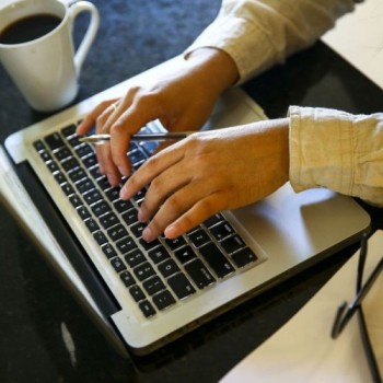 Trabalho em home office exige mudanças na postura em casa