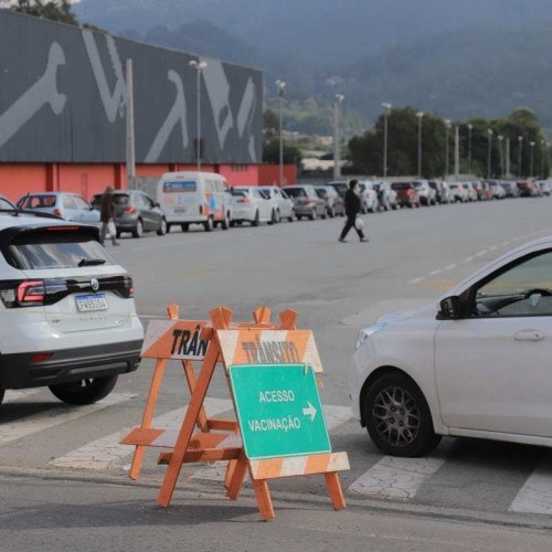 Virada da vacinação inicia às 9 horas e seguirá até amanhã