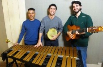Trio Choro Em Cantado se apresenta hoje em Bertioga