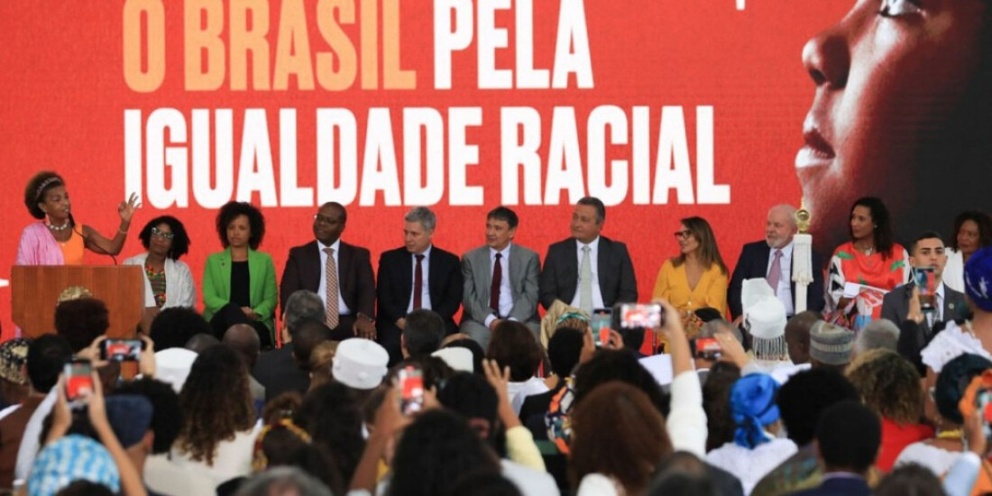 Lula titula áreas quilombolas após quatro anos de paralisação 