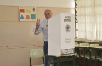 Candidatos agradecem o carinho