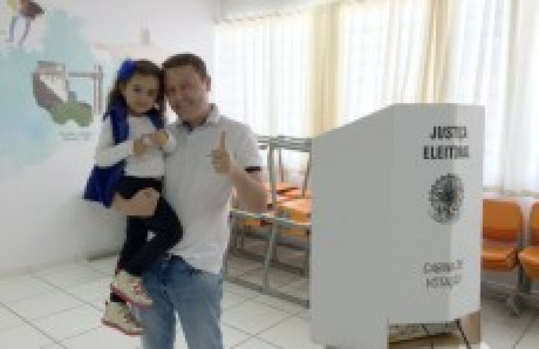 Adriano Leite vence em Guararema ao receber o voto de 78% dos eleitores