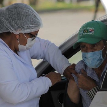 Mais da metade dos moradores com mais de 60 está vacinada