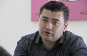 Candidatos se preparam para disputar o 2º turno no dia 30