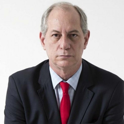 Ciro faz crítica a Lula e Bolsonaro em programa