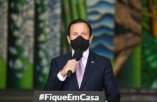 SP antecipa vacinação para todos acima dos 18 em 15 dias