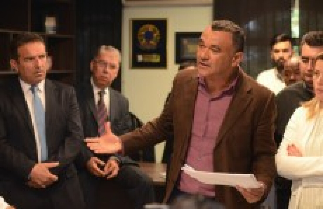 Prefeitura diz que vai pagar servidores públicos até dia 18