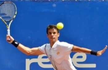 Rogerinho vence estreia em Campinas