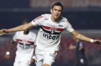 São Paulo visita o Atlético-GO para superar empate em casa