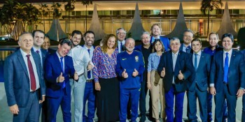 Lula se reúne com Lira e líderes partidários no Palácio da Alvorada