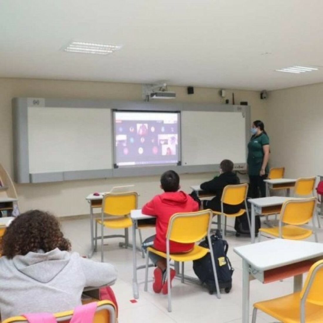 Prefeitura vê com otimismo volta das aulas presenciais