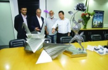 Lúcio Bittencourt visita Tokuzumi e Suzano terá cinco esculturas