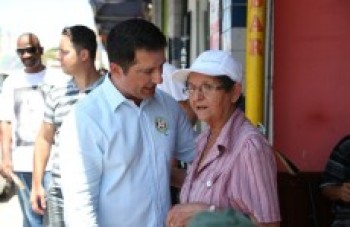 Justiça Eleitoral exclui páginas que atacam Lacerda no Facebook