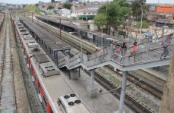População critica a falta de acessibilidade em estações