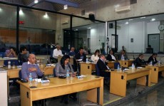 Câmara quer resposta sobre a maternidade