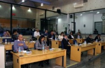 Câmara quer resposta sobre a maternidade