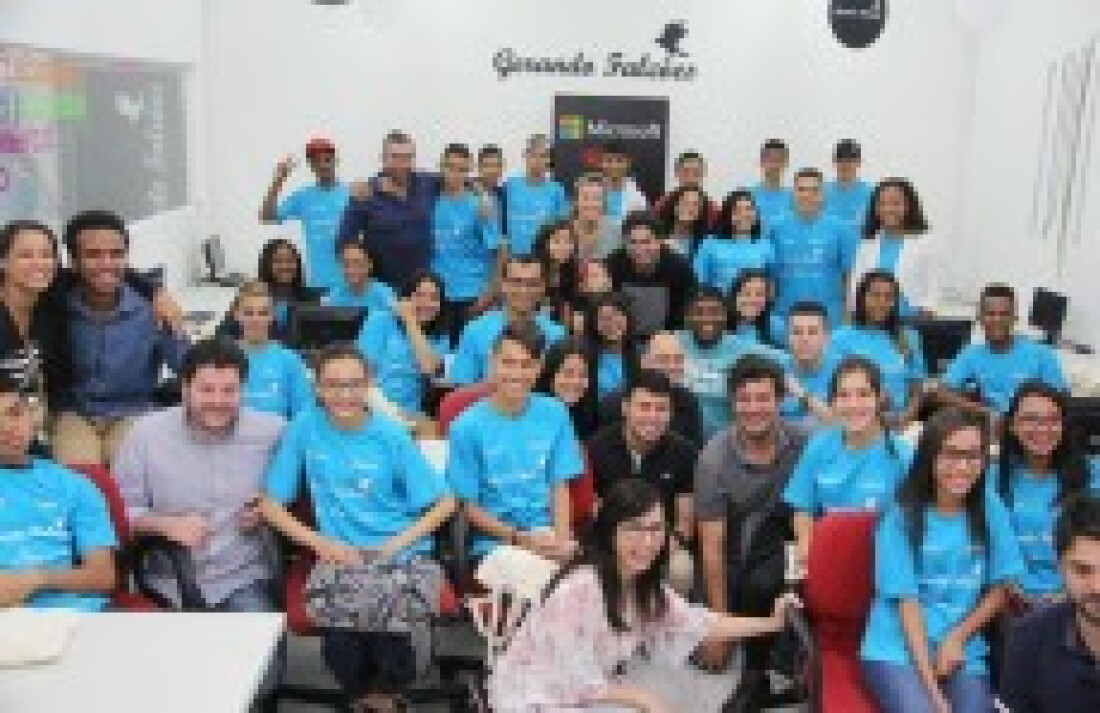 VP da Microsoft Brasil vai a lançamento de curso em Poá