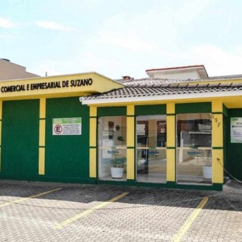 ACE celebra a ampliação de horário do comércio