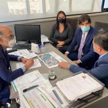 Ashiuchi vai a SP em busca de investimentos para Suzano