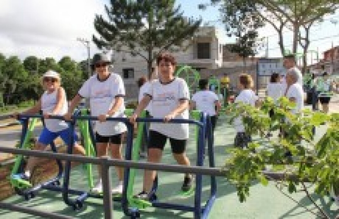 Alunos de ATIs participam de ação de integração da Smel