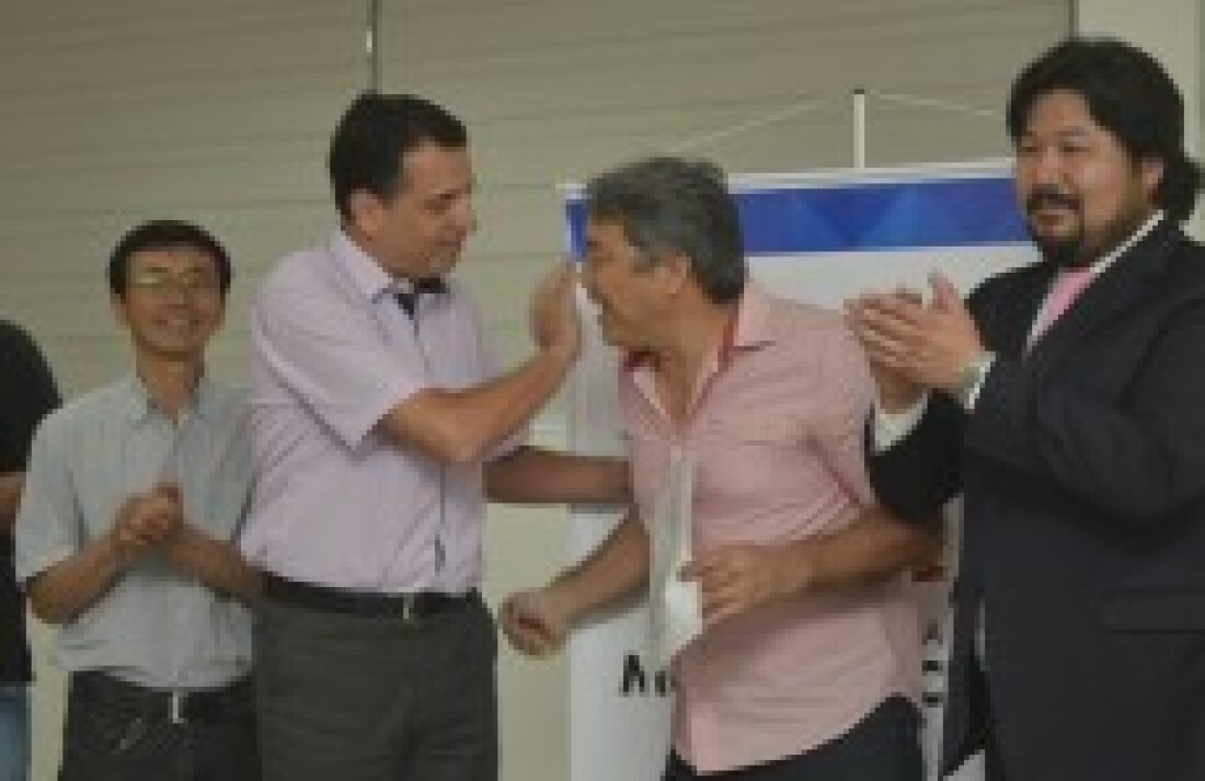 Comissão da Festa Akimatsuri recebe certificado de aprovação