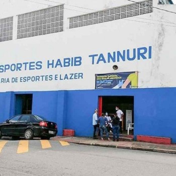 Arujá começa a vacinar os motoristas e cobradores