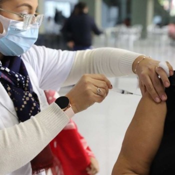 Pessoas com comorbidade serão vacinadas amanhã