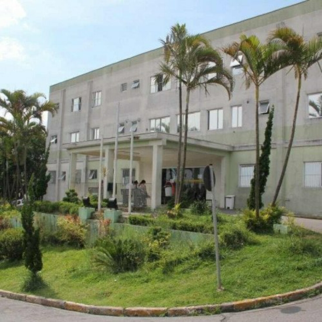Poá discute ações para tratar pessoas recuperadas da Covid