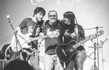 Música e pintura ao vivo em show hoje em mogi