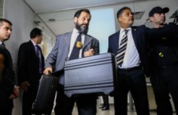 Polícia do Senado atrapalha Lava Jato