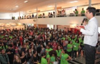 Se Ligue realiza '2ª Feira do Estudante' em Ferraz