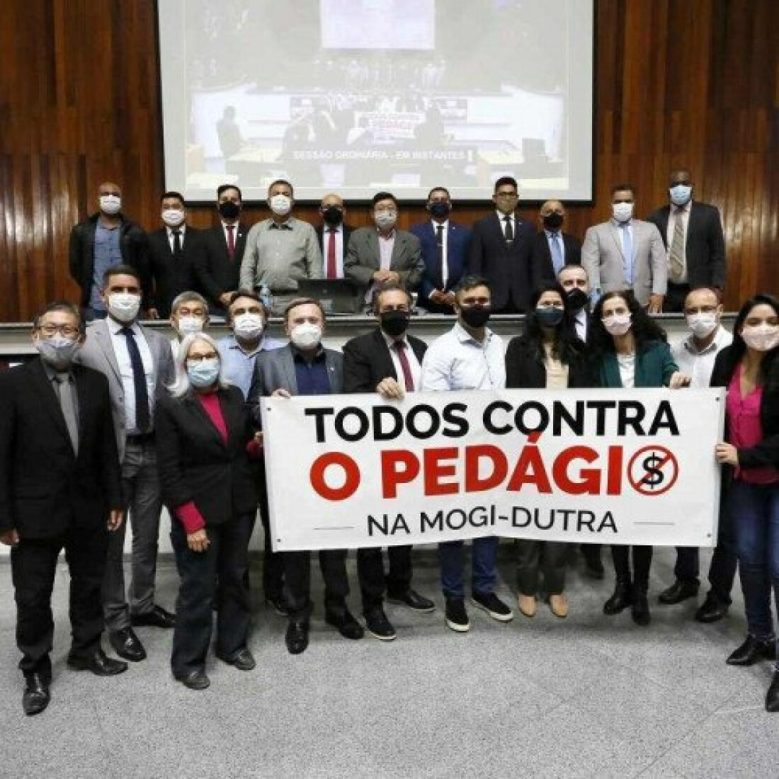 Sintomas de Covid levam mil pessoas por mês para as UBSs
